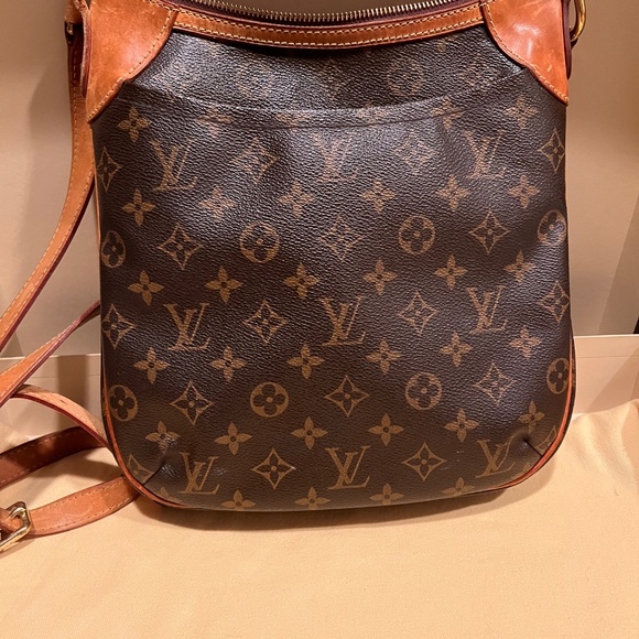 Louis Vuitton Monogram Odeon PM - Picture 7 of 7